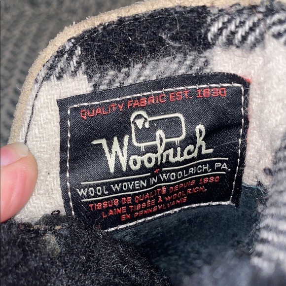 Woolrich Black and Gray Shearling-Cuff Heeled Ankle Boots - Picture 4 of 6